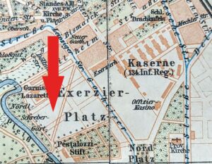Der erste Spielplatz von „Lipsia“, der Leipziger Exerzierplatz an der Grenze zu Gohlis, westlich der Gohliser Straße (heute zwischen Springerstraße, Ehrensteinstraße und Kickerlingsberg), Stadtplanausschnitt 1897