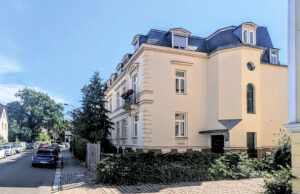 Die Bünaustraße 7, am 8. Juli 2026